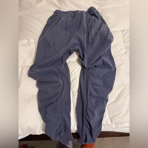 Hot Shot Shirred Pants - Picture 5 of 7